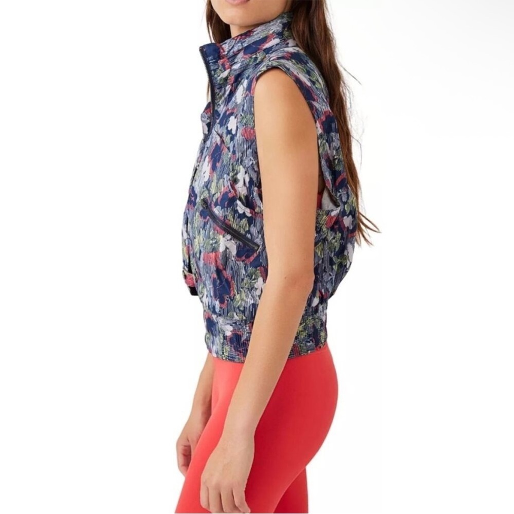 NWT! Free People Movement Vest - Picture 3 of 13